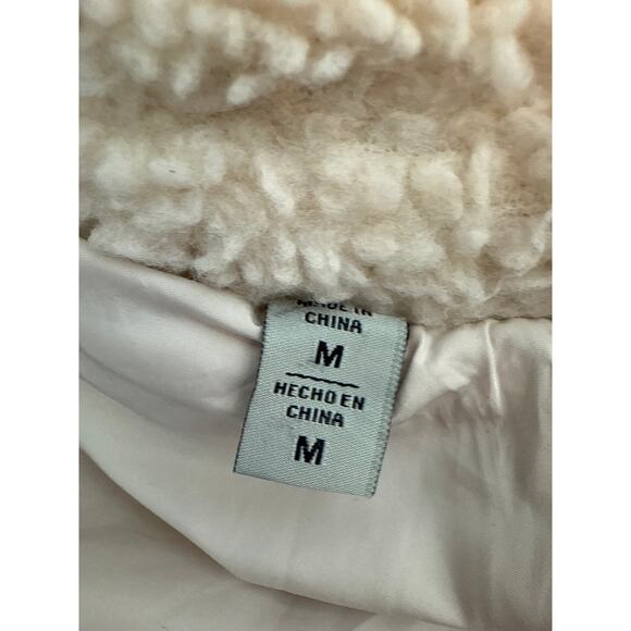 Levi's Strauss Women's Long Sherpa Trucker Style Snap Button/ Zipper Coat - Picture 6 of 7